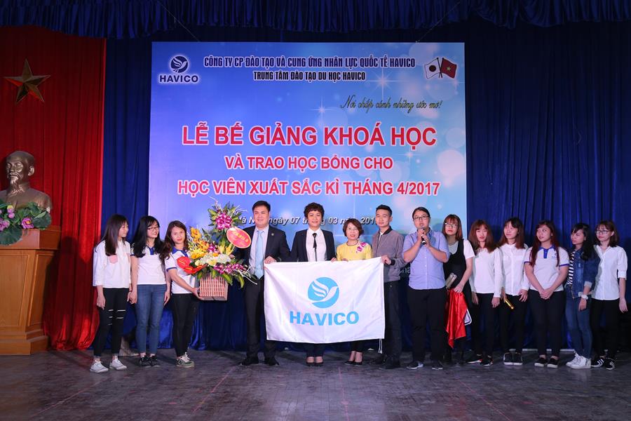 Học viên lớp K16-A8 gửi lời cám ơn tới Ban lãnh đạo HAVICO