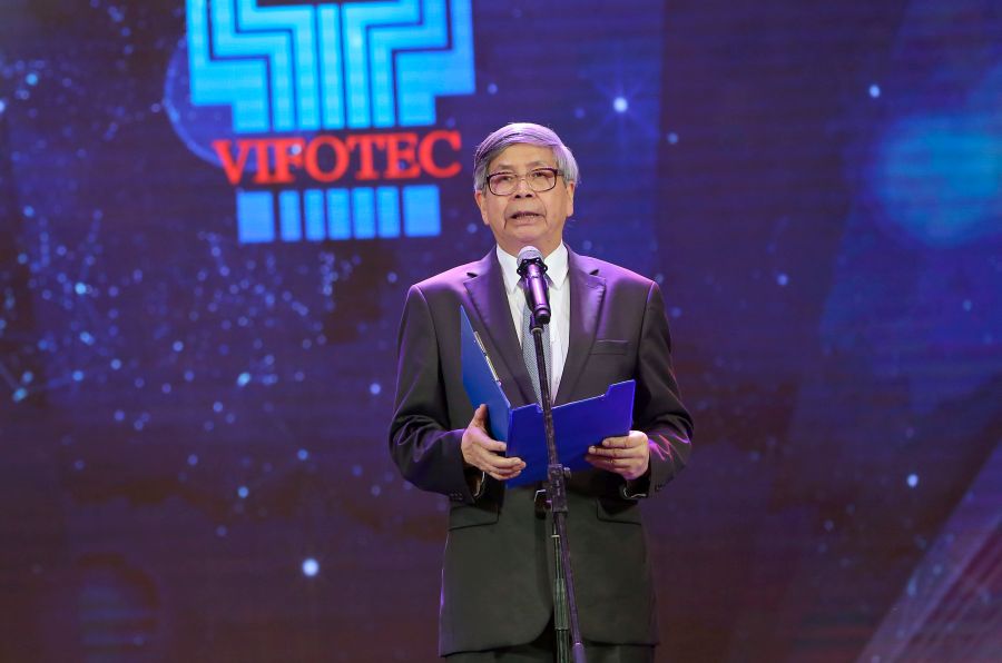 GS.TSKH. Đặng Vũ Minh - Chủ tịch Liên hiệp các hội KH&KT Việt Nam, Trưởng bản tổ chức - phát biểu tại sự kiện.