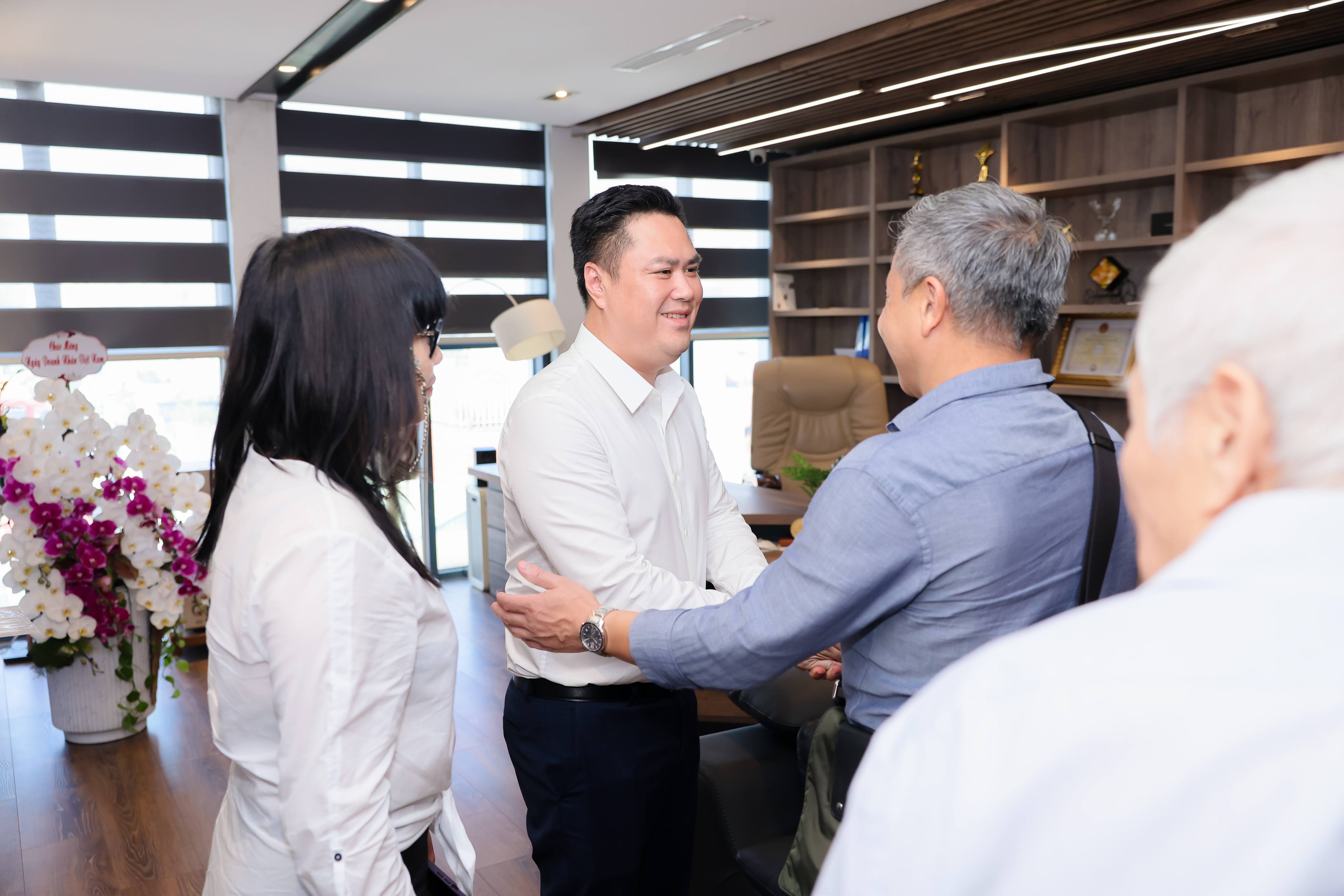 Đoàn đại biểu hội Đức - Vi