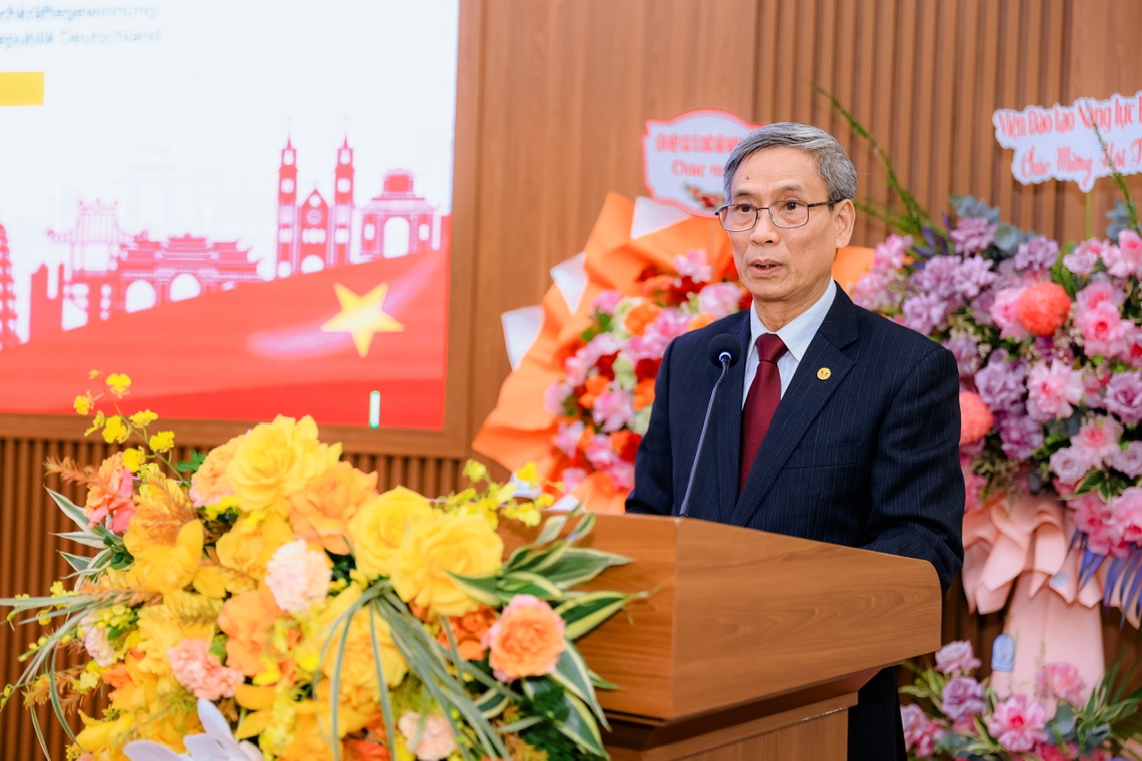 Phó chủ tịch hội hữu nghị Việt - Đức