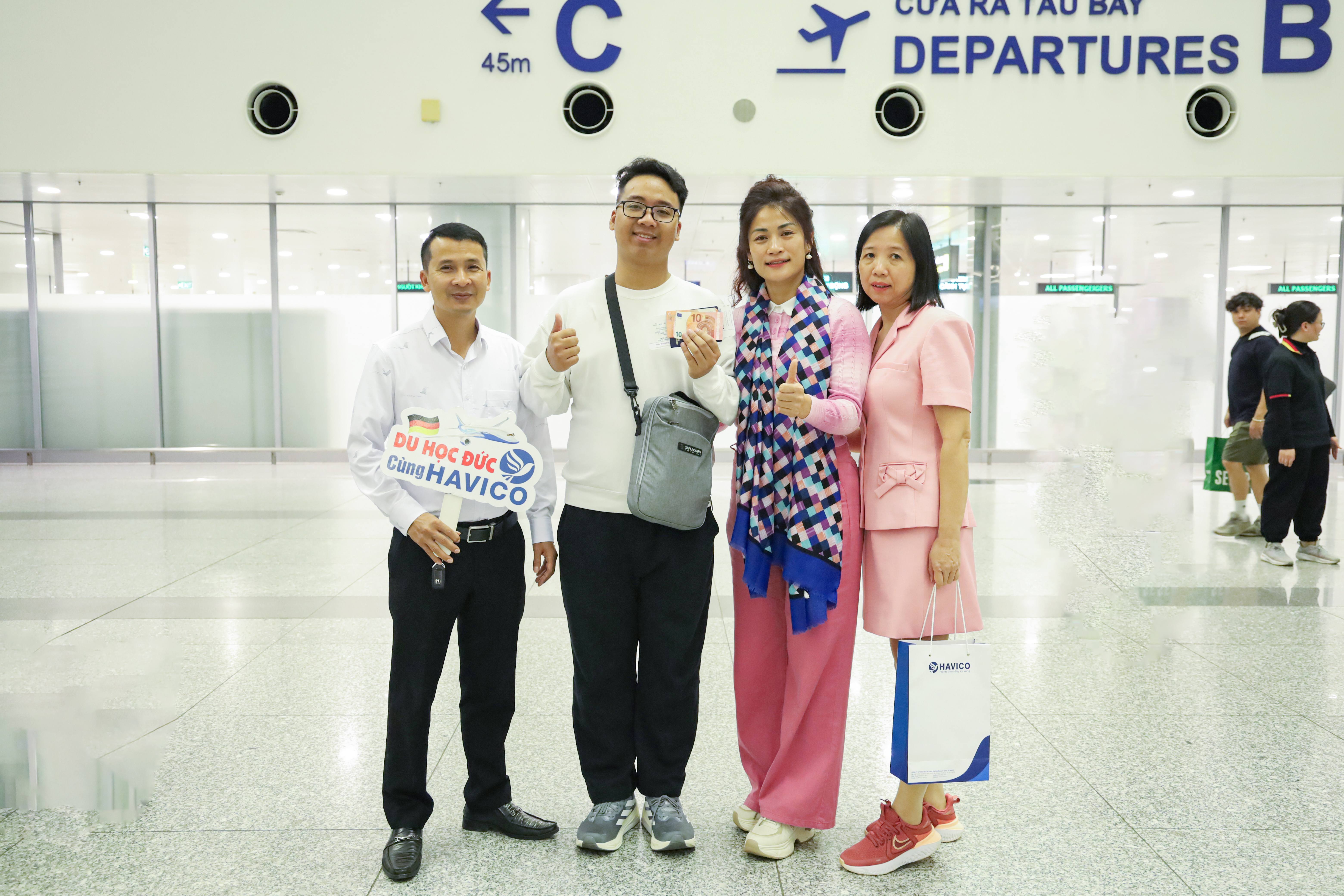 Havico cùng gia đình học viên