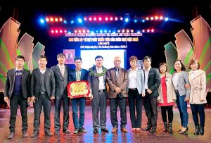 Ban lãnh đạo HAVICO trong buổi lễ nhận giải thưởng Chu Văn An - Bảng vàng vì sự phát triển văn hóa giáo dục Việt Nam